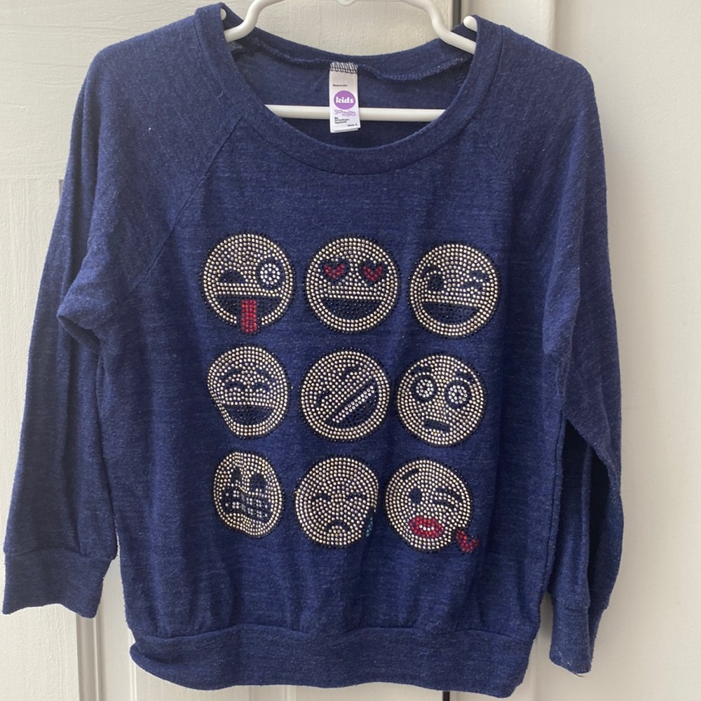 Long sleeve shirt with emojis